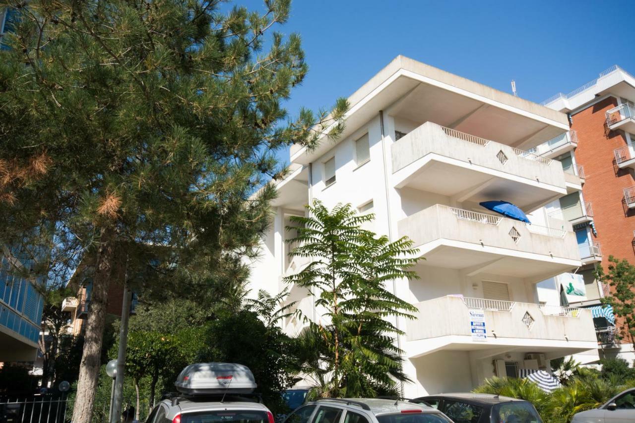 Sirena Apartments ลีโด เดลยี เอสเตนซี ภายนอก รูปภาพ